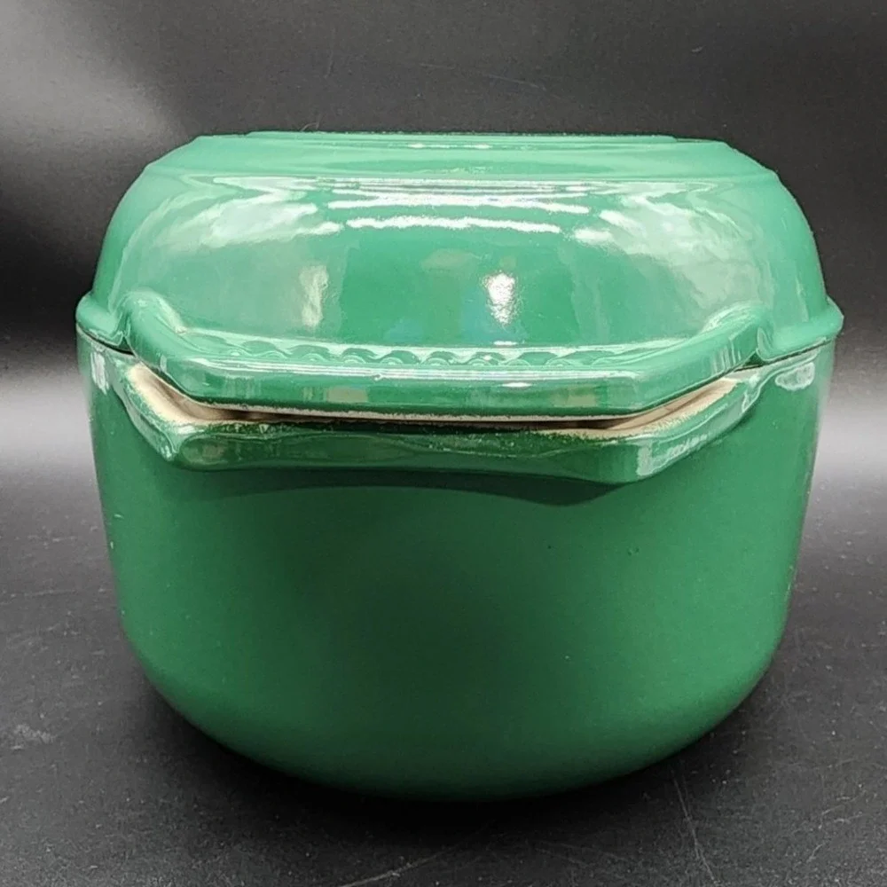 Le Creuset 27 4.2L Green Enameled Cast Iron Multi-Pan Oval Dutch Oven Skillet